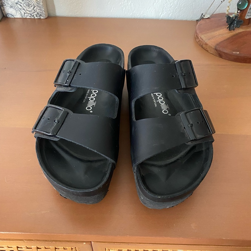 New black platform Birkenstocks